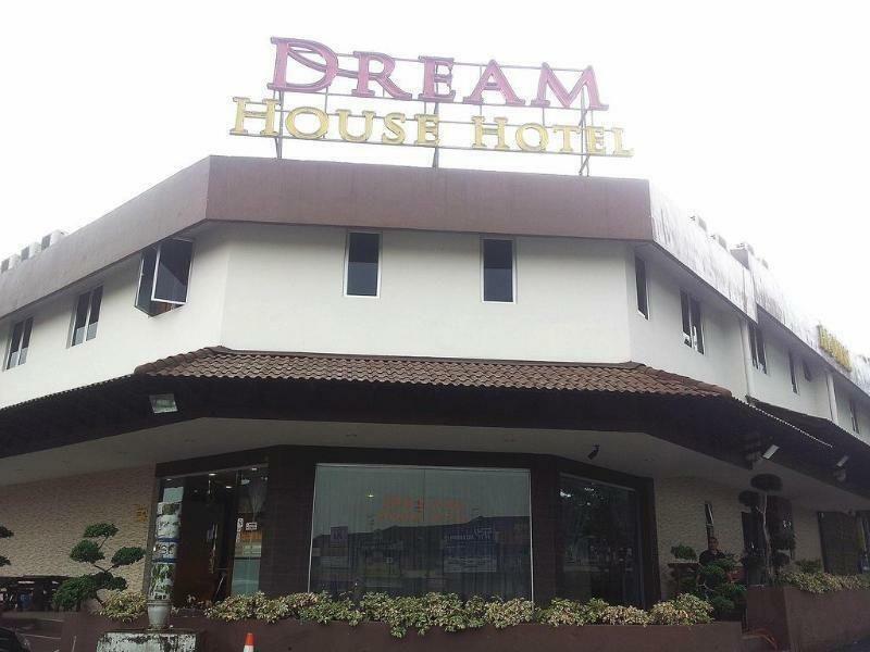Oyo 89480 Dream House Hotel Skudai Exterior foto